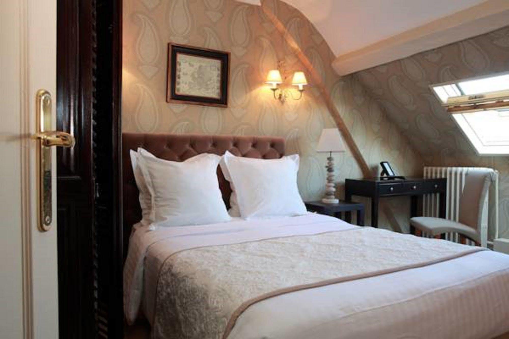 Auberge A La Bonne Idee Hotel Saint-Jean-aux-Bois  Luaran gambar
